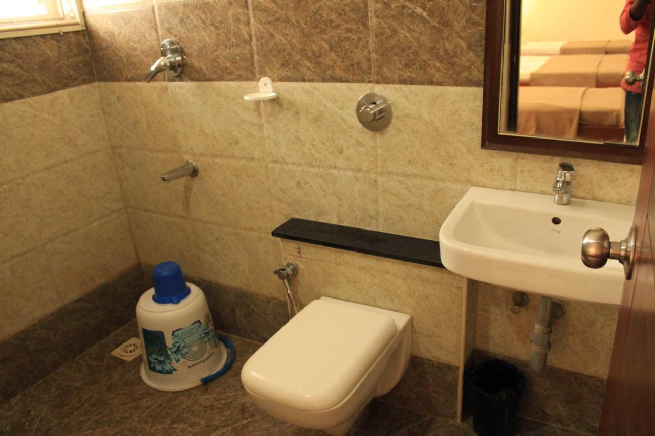 Hotel Venkadaramana Tower - Friendliness & Cleanliness Room Kumbakonam Exteriér fotografie